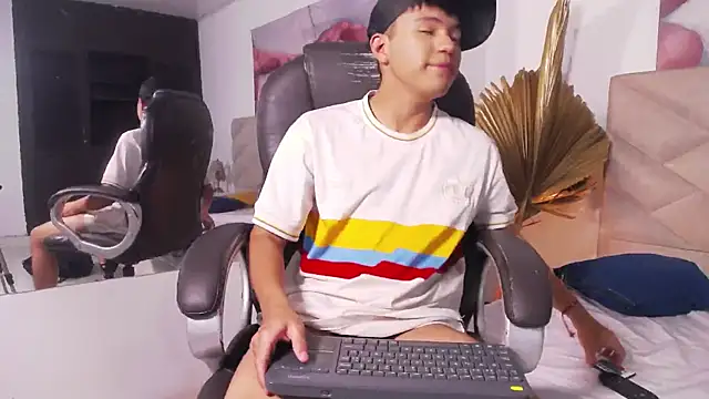 IsakGrantn Webbikameraesitys