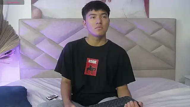IsakGrant Webcam show