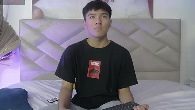 IsakGrant webcam show