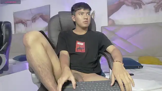 IsakGrant Webcam Show