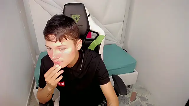 NYC_Bby Webcam-Show