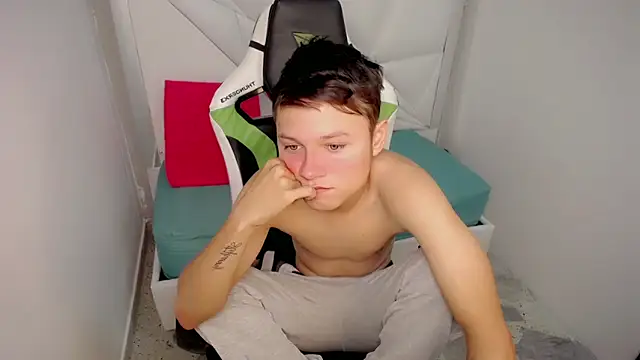 NYC_Bby Шоу с уебкамера