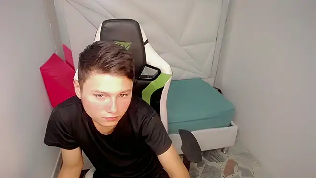 NYC_Bby Webcam-Show