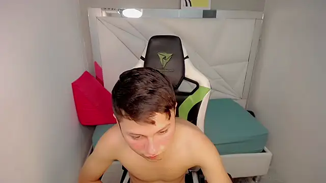 NYC_Bby Webcam-Show