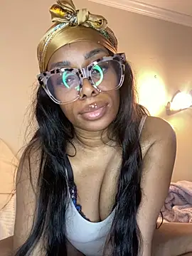 CaliBabiethe1's Webcam Show