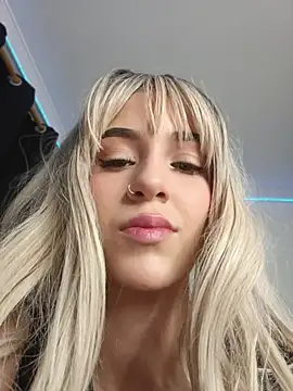 sofi_diaz1 即時 XXX 聊天