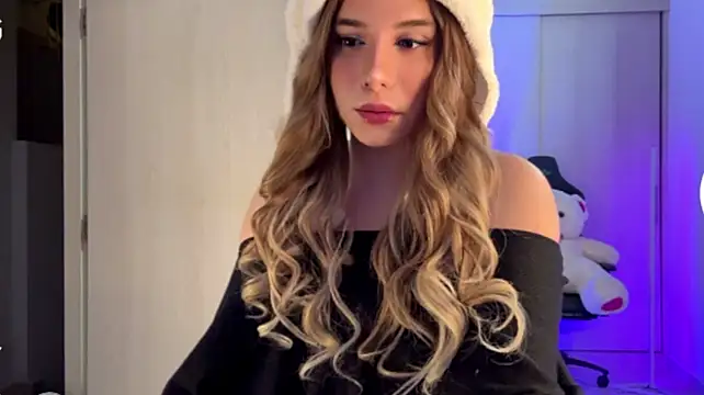 Isa_Pallmer's Webcam Show