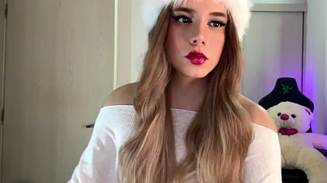 Show modela Isa_Pallmer na web-kameri