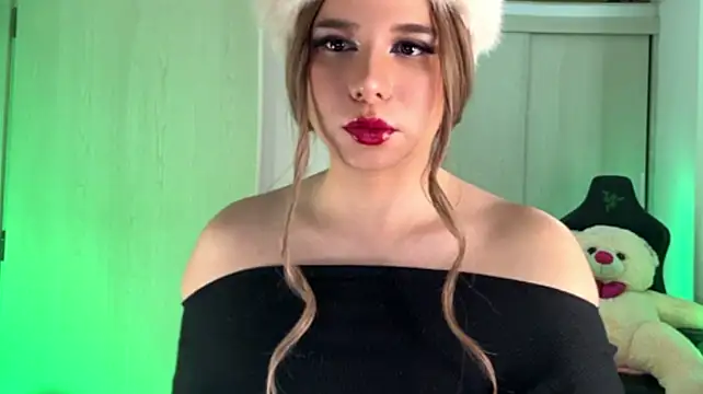 Isa_Pallmer's Webcam Show