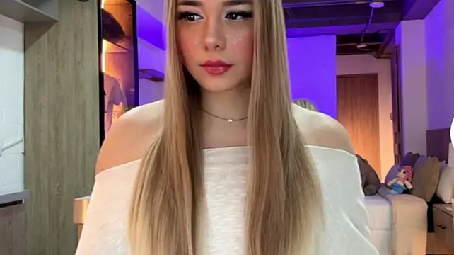 הופעת וובקאם של Isa_Pallmer