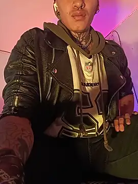 AlecBanne_ 在線直播表演