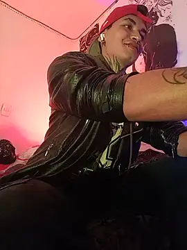 AlecBanne_ Show in webcam