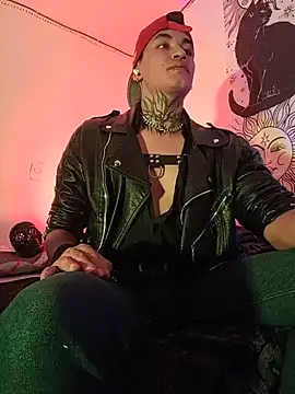 AlecBanne_ 在線直播表演