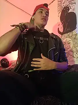 AlecBanne_ Show in webcam