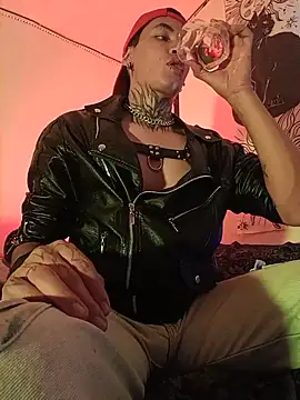 AlecBanne_ 在線直播表演