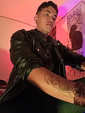 AlecBanne_ Show Webcam