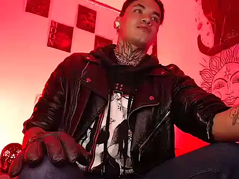 AlecBanne_ Show in webcam
