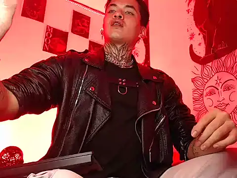 AlecBanne_ 在線直播表演