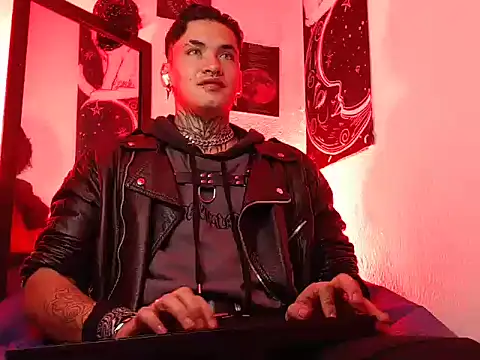 Show modela AlecBanne_ na web-kameri