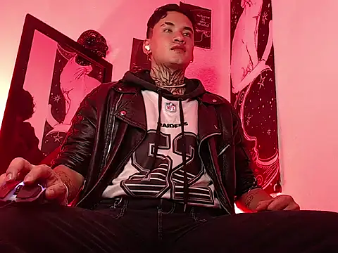 AlecBanne_ webcam show