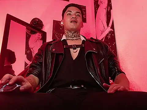 AlecBanne_ Show in webcam