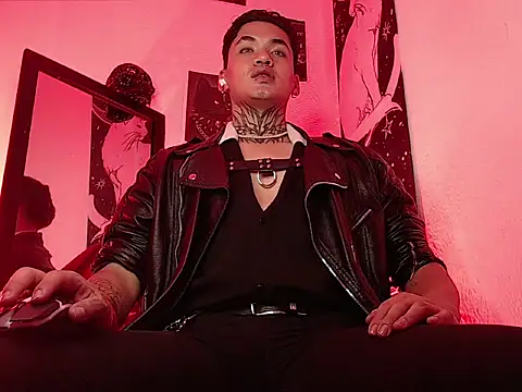 Show modela AlecBanne_ na web-kameri