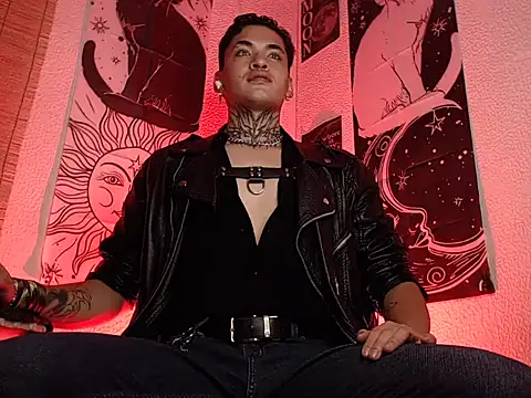 AlecBanne_ Show in webcam
