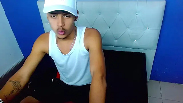 Angel_foxc13 webcam show