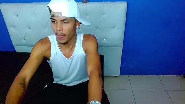 Angel_foxc13 Webcamshow