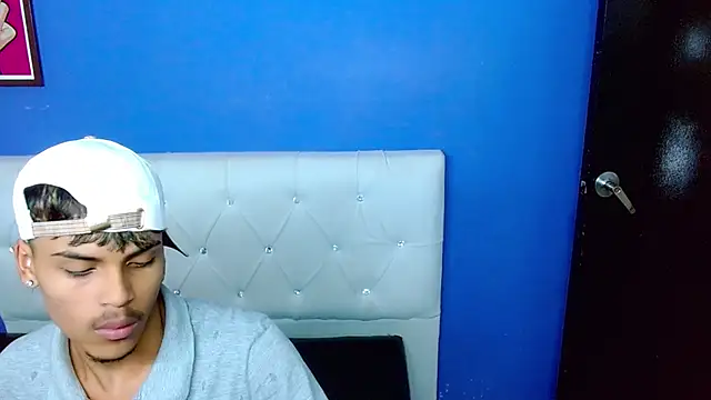 Angel_foxc13 ওয়েবক্যাম শো