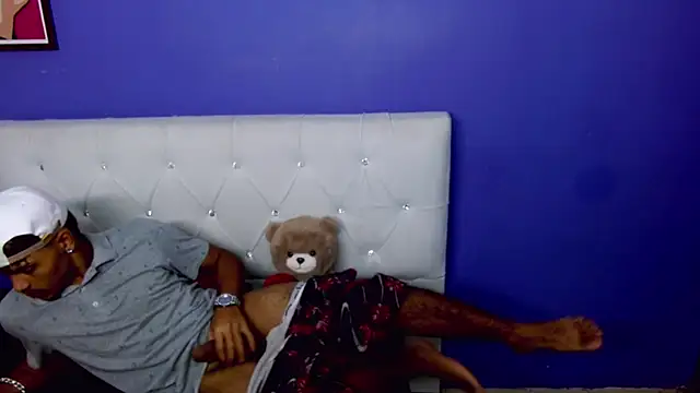 Show de Angel_foxc13 na webcam