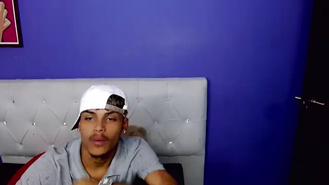 Show de Angel_foxc13 na webcam