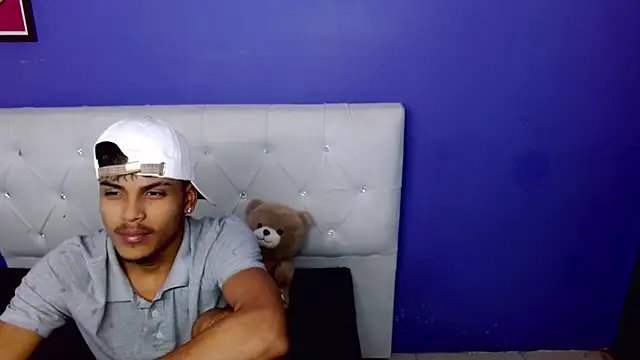 Angel_foxc13 Webcamshow