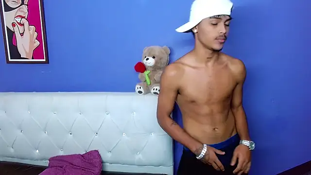 Angel_foxc13 Webcam show