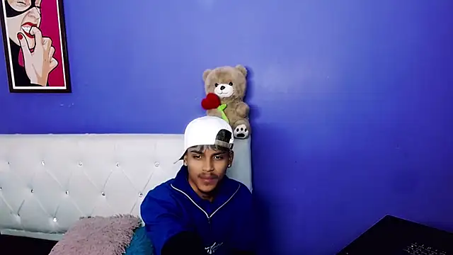 Angel_foxc13 Webcam show