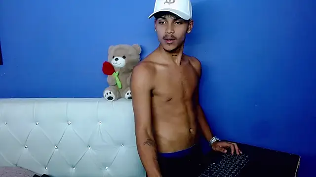 Show de Angel_foxc13 na webcam