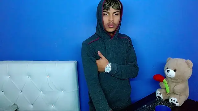 Show de Angel_foxc13 na webcam