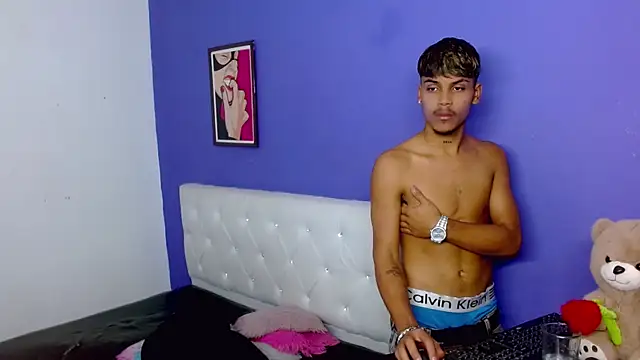 Angel_foxc13 live XXX chat