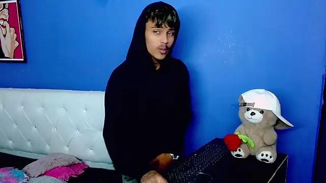 Angel_foxc13 Webcamshow