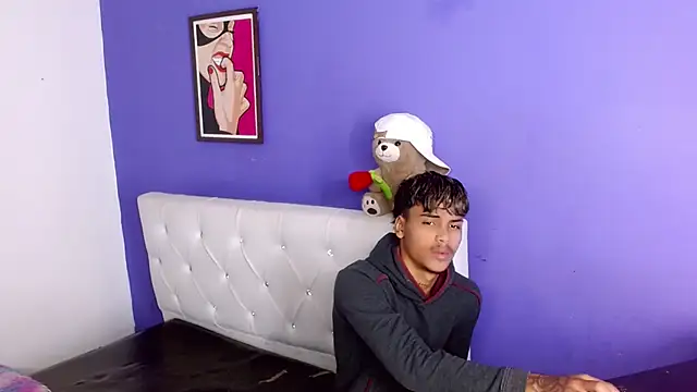 Show de Angel_foxc13 na webcam