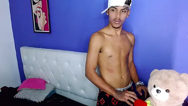 Angel_foxc13 Шоу с уебкамера