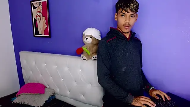 Angel_foxc13 网络视讯表演