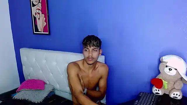 Angel_foxc13 Webcam-Show