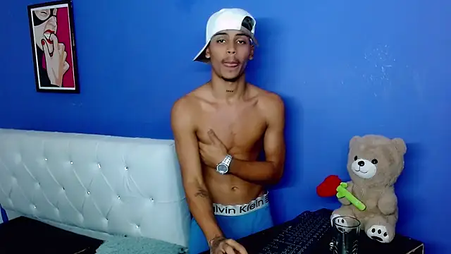 Pokazy przed kamerką – Angel_foxc13