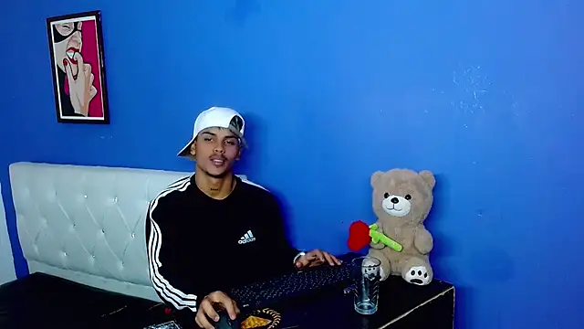 Show de Angel_foxc13 na webcam