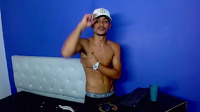 Angel_foxc13 网络视讯表演
