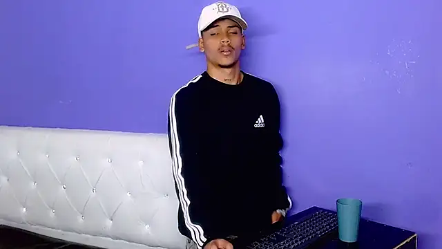 Angel_foxc13 Webcam-Show