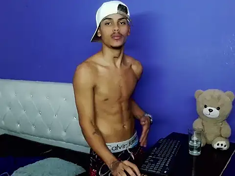 عرض كام Angel_foxc13
