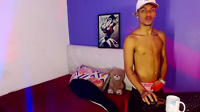 Angel_foxc13's Webcam Show