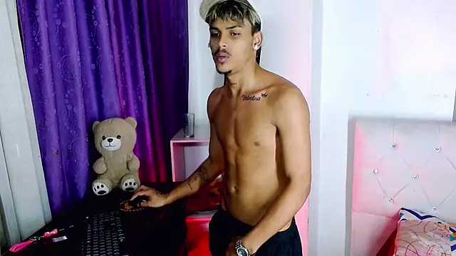 הופעת וובקאם של Angel_foxc13
